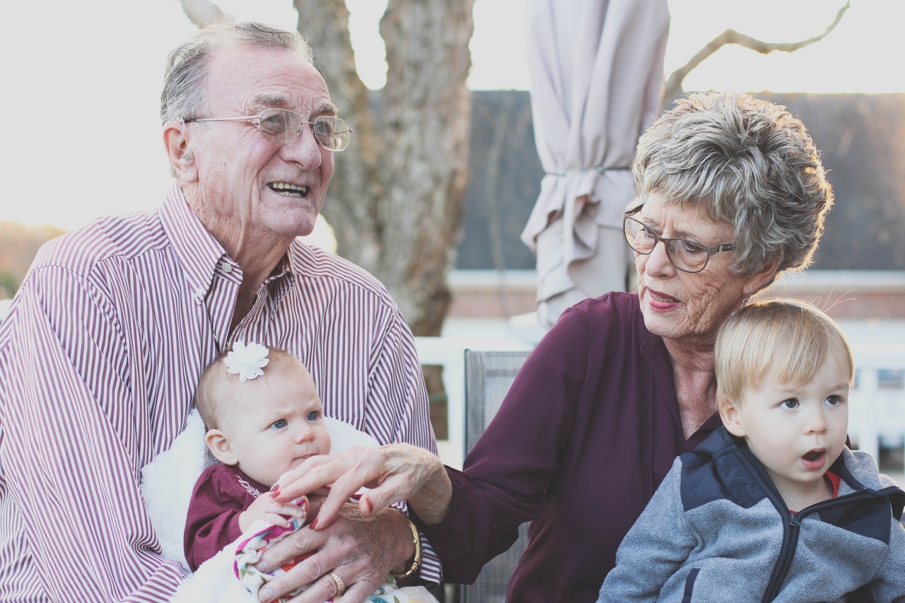 10 Signs It’s Time to Put Your Parents in a Nursing Home