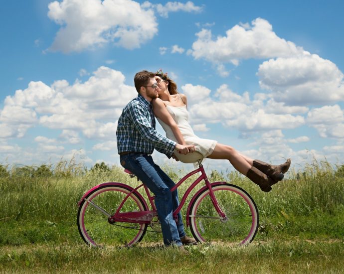 Making the Most of Your Relationship's Honeymoon Phase